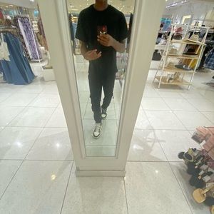 Meet your Posher, Amir